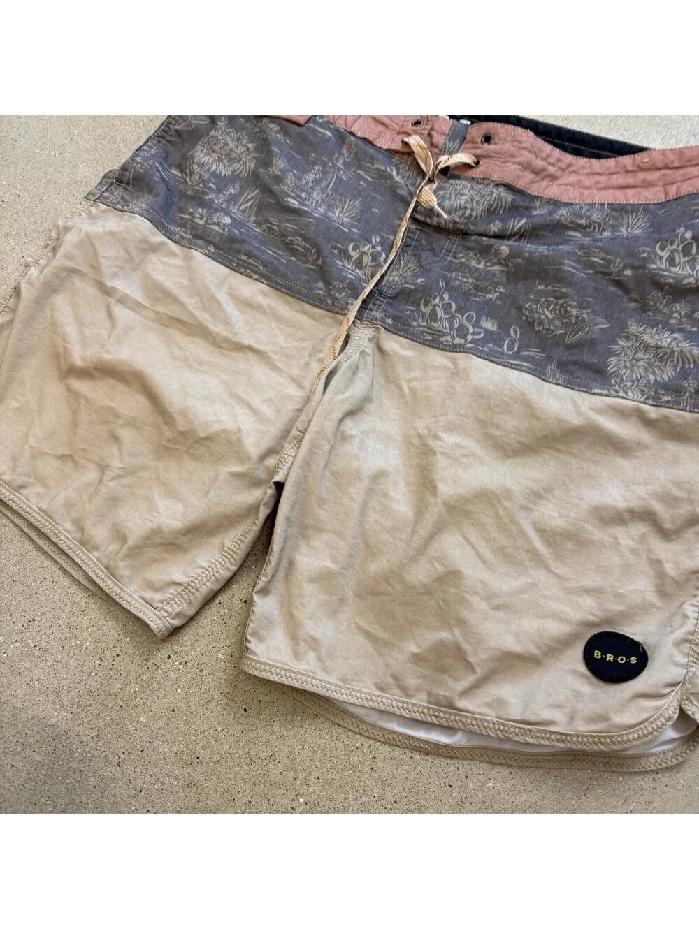 Howler Bros Board Shorts Mens 34 Gray Drawstring Pockets Surf Swim Trunks